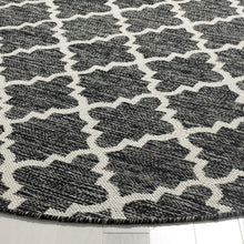 Load image into Gallery viewer, Like New/Unboxed- Safavieh Montauk Collection Handmade Flatweave 6' Diameter Cotton Round Area Rug - MTK810D (Black/Ivory)
